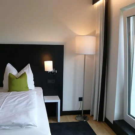 Hotel Mn By Wmm 2*
